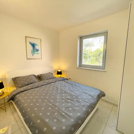 Two Bedroom App In With Sea View, Terrace&parking