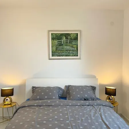 Two Bedroom App In With Sea View, Terrace&parking
