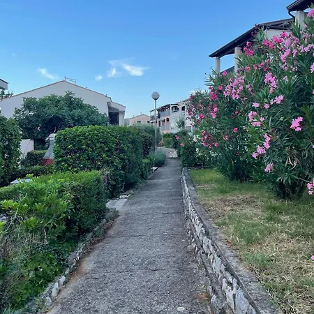 Two Bedroom App In With Sea View, Terrace&parking Appartement *